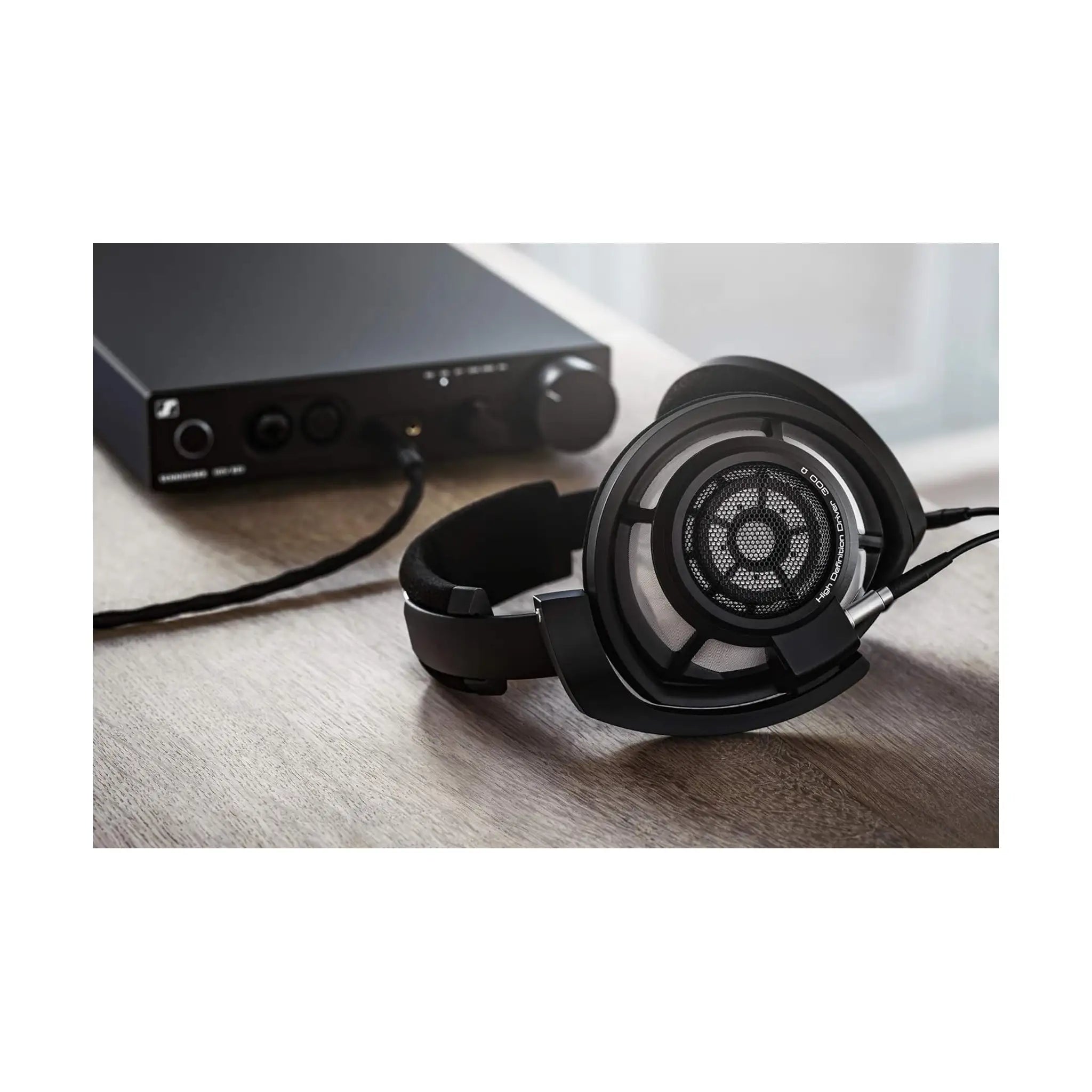 #Model_HD 820